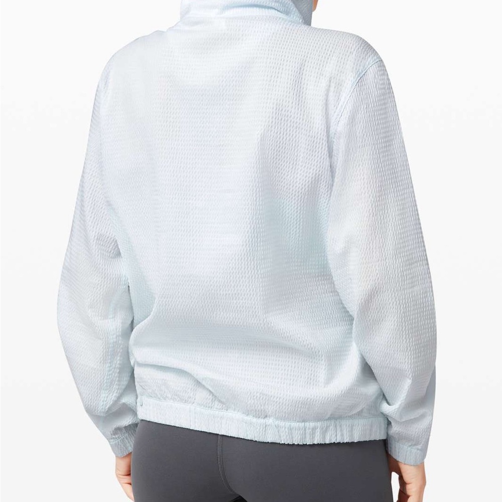 Lululemon Pack Light Pullover *Packable Almost Bl… - image 5